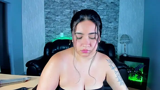 Amber_Smitt19: απευθείας συνομιλία ΧΧΧ