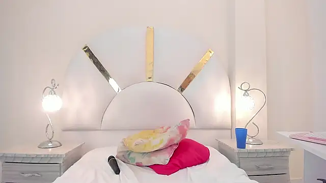 Nikki_Karter: онлайн-секс-чат