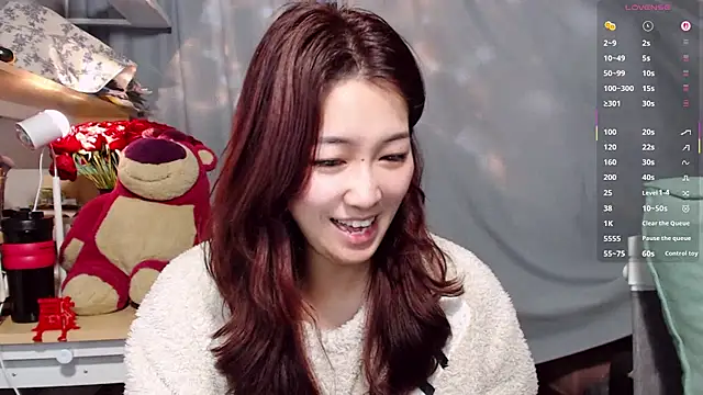 XueLi1902: онлайн-секс-чат