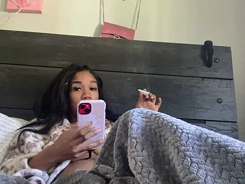 VirtualbaexAhlanaCherae: онлайн-секс-чат