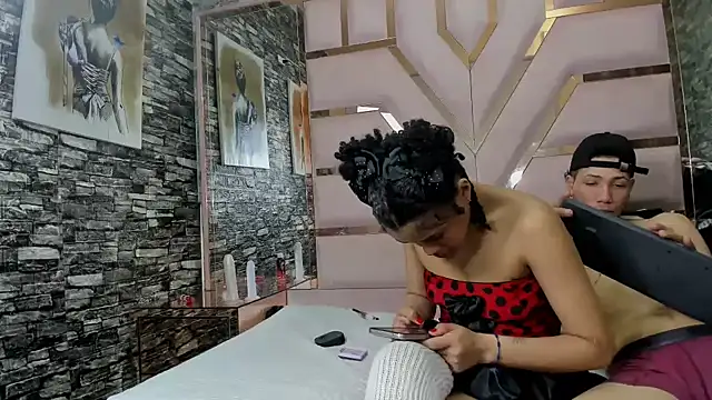 KatalellaAndLayan Live XXX-chat