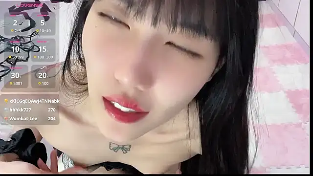 zhnmjx2025's Live XXX Chat