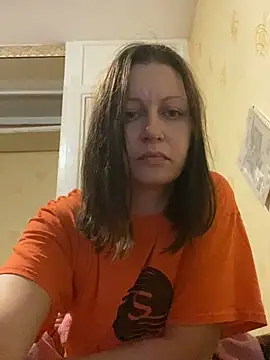 Titana999's Live XXX Chat