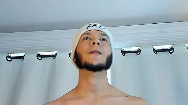 Liam_Noir: απευθείας συνομιλία ΧΧΧ