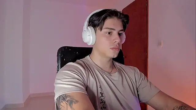 Giordano_Russo Live XXX-Chat