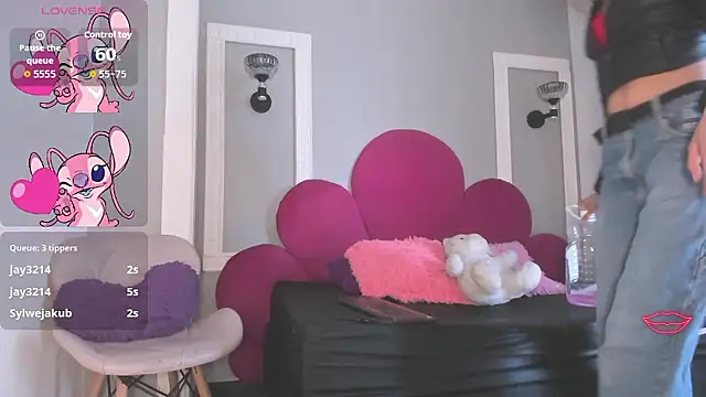 Bonniie_22 Live XXX-chat