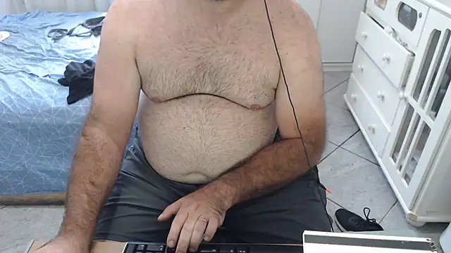 Živý XXX chat MysterBearMG