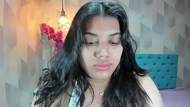 LindaBreeS Live XXX-chat