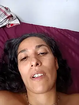 chloewildd_'s Live XXX Chat