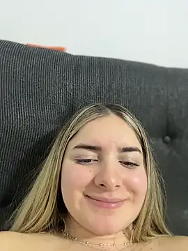 imlindapink's Live XXX Chat