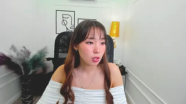 AnnaReyla's Live XXX Chat