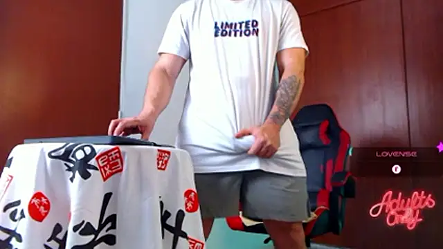 دردشة pirata_fitness الجنسية المباشرة