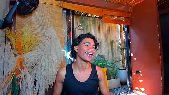 AlanCutee's Live XXX Chat