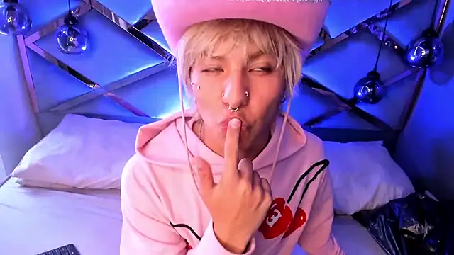 OliIverr22 Adlı Modelin Web Kamerası Şovu