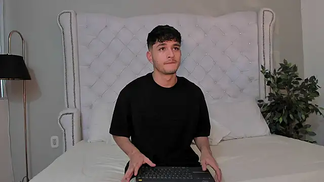 LiamMuller Adlı Modelin Web Kamerası Şovu