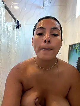 Cami_Leon2 Chat XXX in diretta