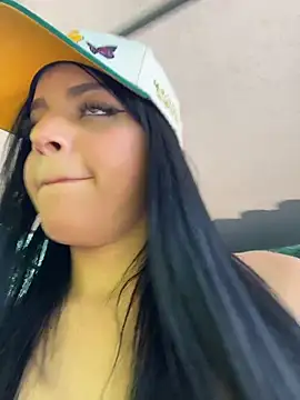 ArieliciousXXX's Live XXX Chat