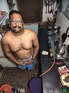 Siranjeevishiva's Live XXX Chat