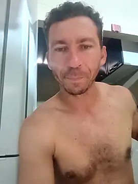 RobertoLuiz84 Live XXX-chat