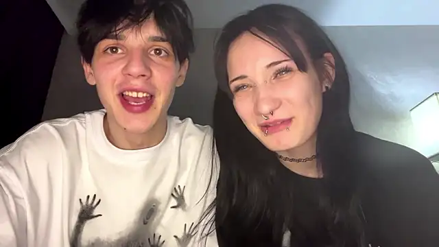 altycouple Adlı Modelin Canlı XXX Sohbeti