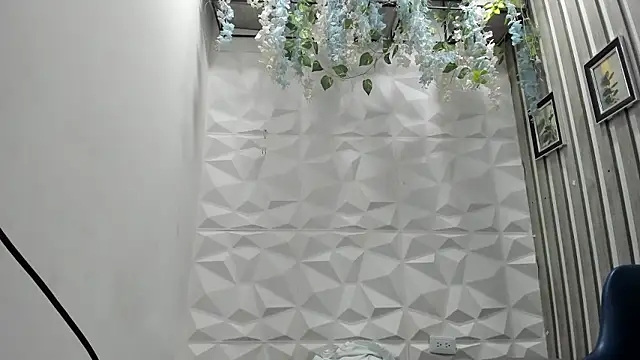 LeonidasKaiser: απευθείας συνομιλία ΧΧΧ