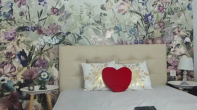 RoseDiamond06's Live XXX Chat