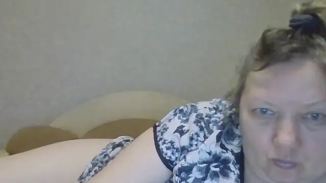 Lusi-777 Live XXX-chat