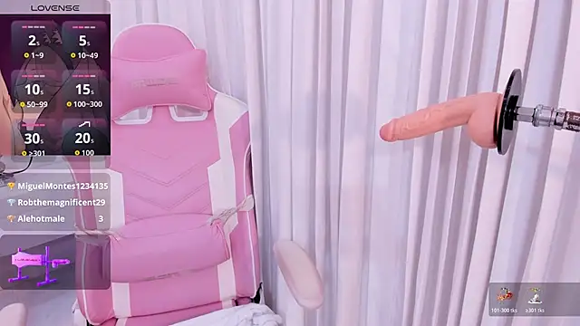 Karoline_spec's Live XXX Chat