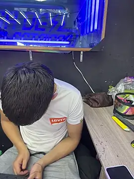 Johan_stick – Naživo XXX chat