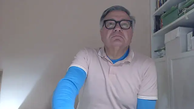 YOU6me Live XXX-Chat