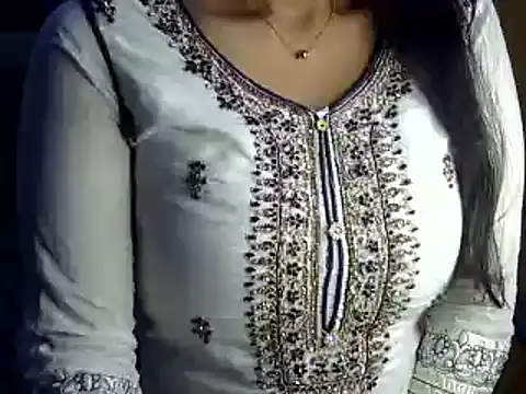 SiaraSiyA's Live XXX Chat