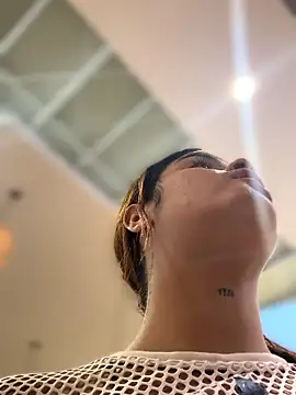 Kaily_Sweet16 Live XXX-chat