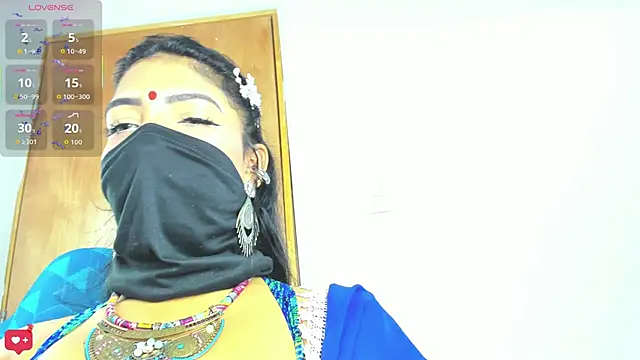 Iniya_Parul live XXX chat