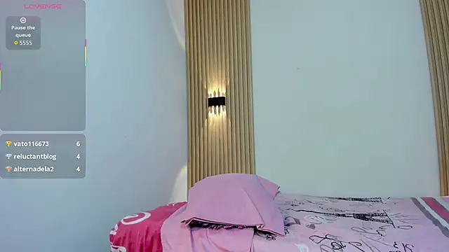 LaylaEmber 라이브 XXX 채팅