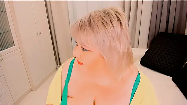 BIGTITSBBW Webcamshow
