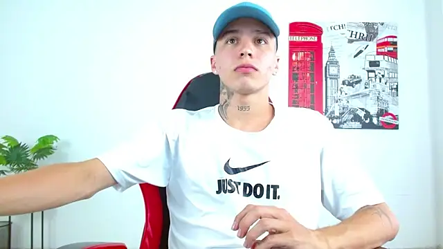 Cumandres18 Webcamshow