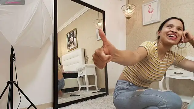 Miladiosa's Live XXX Chat