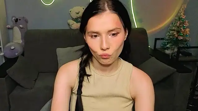 JinxMoon live XXX chat