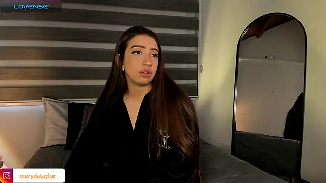 MERIDA_TAYLOR live XXX chat