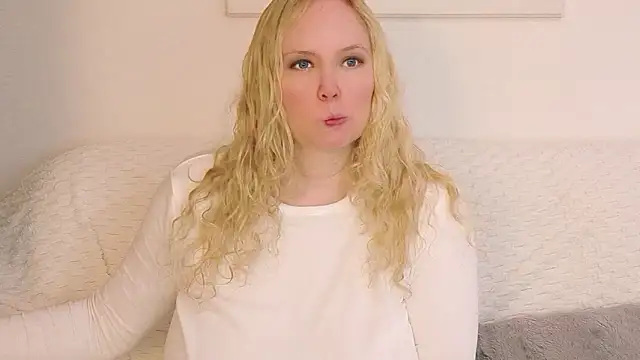 Sarah4you Chat XXX in diretta