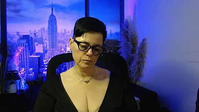 ninarandmann's Live XXX Chat