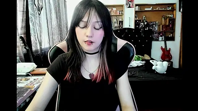 Онлайн чат XXX Maki_Zein_