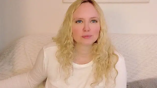 Sarah4you's Live XXX Chat