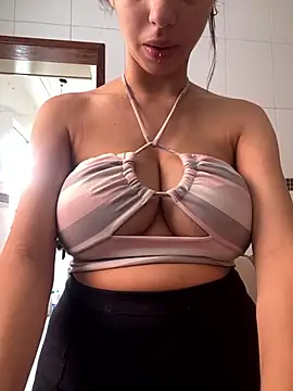 Show de Mirella_Oliveira na webcam