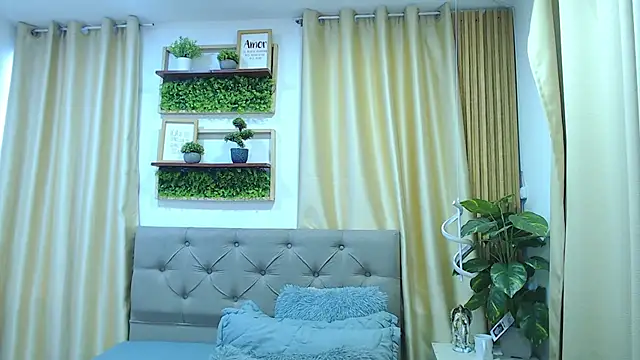 sasi_luna Adlı Modelin Canlı XXX Sohbeti