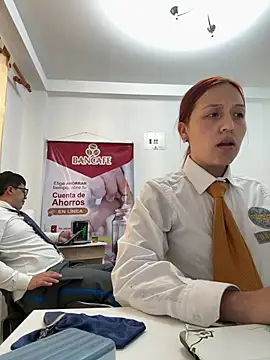 Emily-7_ Adlı Modelin Canlı XXX Sohbeti