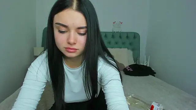 Silena_sky's Live XXX Chat