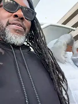 HaloRodeoLover2's Live XXX Chat