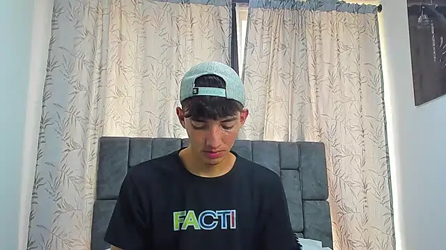 Maikol_Ortiz: απευθείας συνομιλία ΧΧΧ