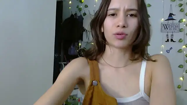 reaLISStic Adlı Modelin Canlı XXX Sohbeti